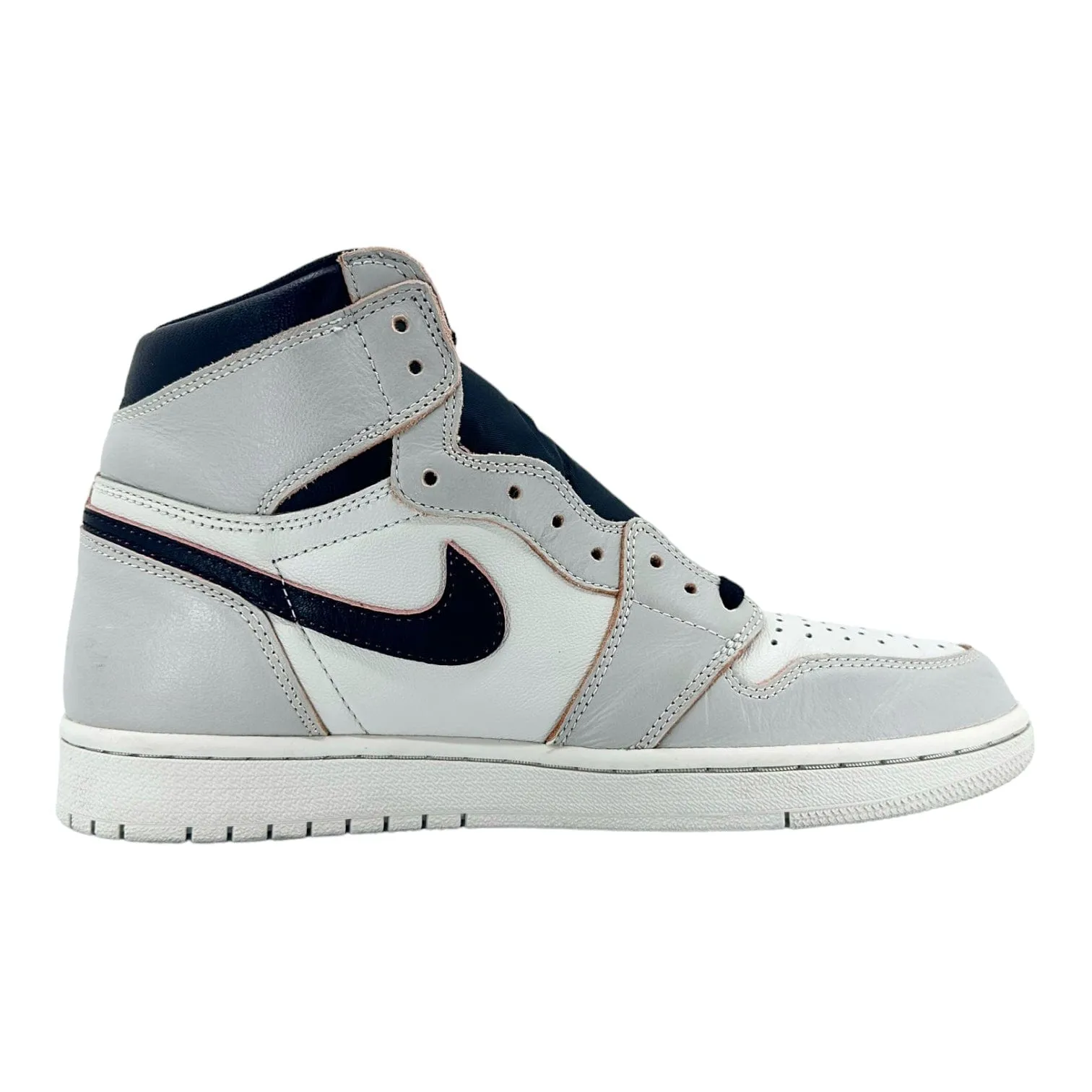 Air Jordan 1 Retro High OG Defiant SB NYC to Paris Pre-Owned