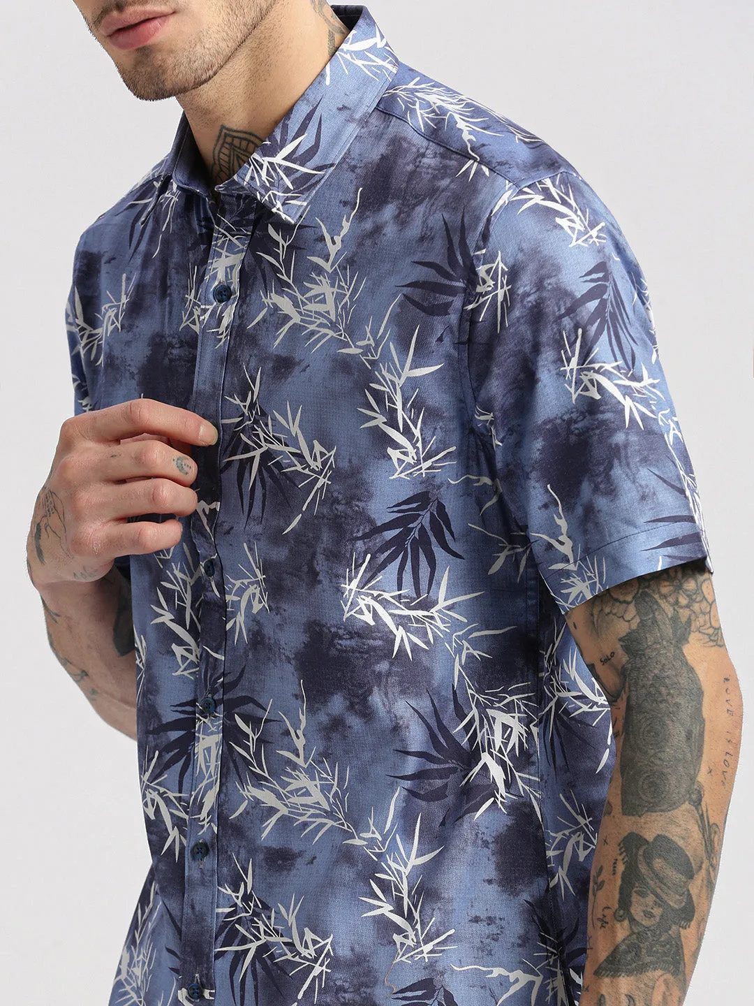Men Blue Smart Slim Fit Floral Printed Spread Collar Oxford Cotton Casual Shirt