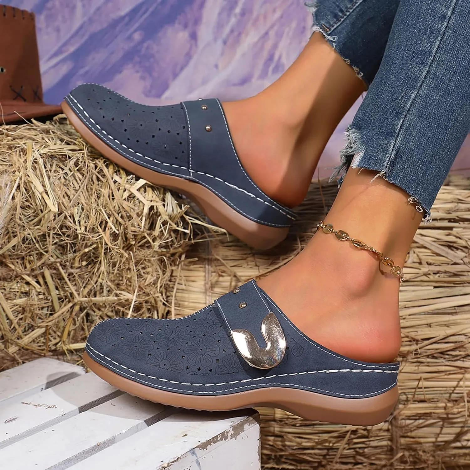 Summer Sandals for Women Casual Dressy Shoes Arch Support Closed Toe Sandals Slip On Shoes Comfortable Sandal 2025