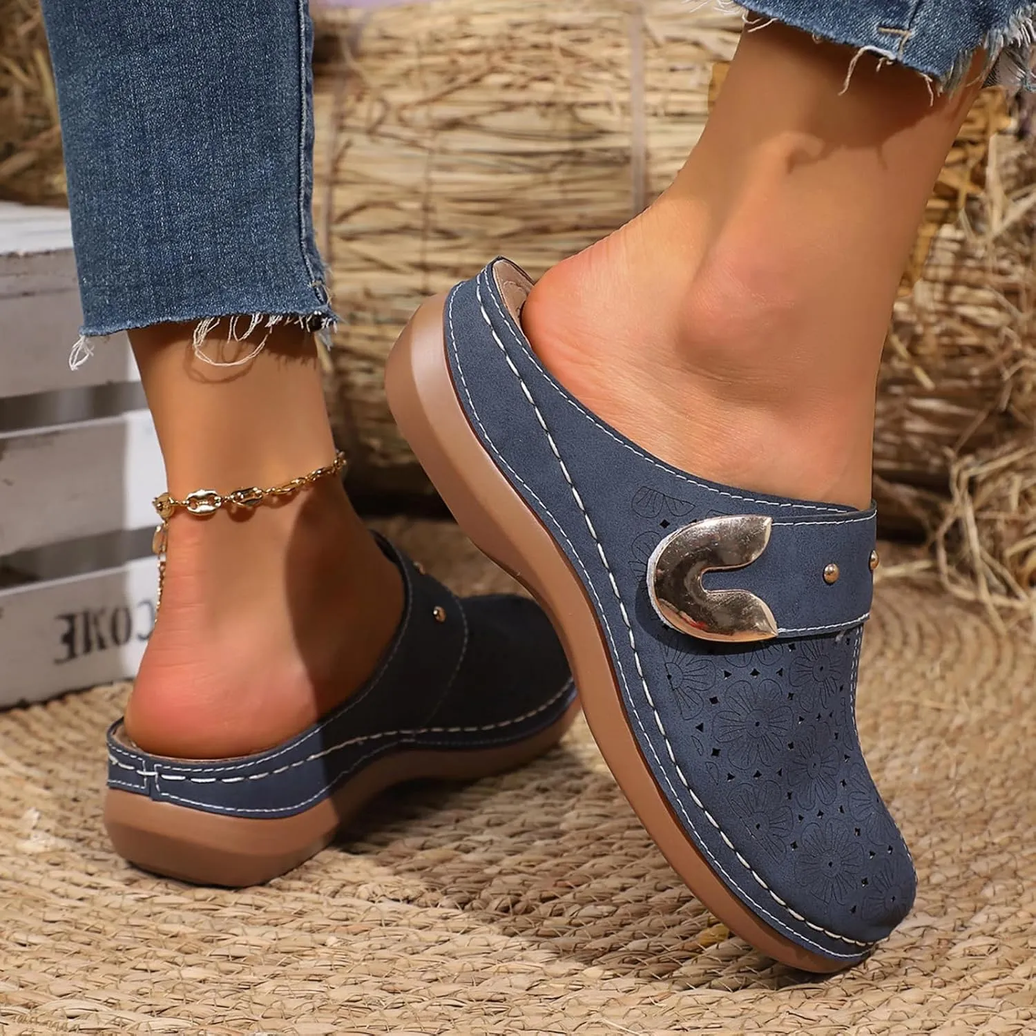 Summer Sandals for Women Casual Dressy Shoes Arch Support Closed Toe Sandals Slip On Shoes Comfortable Sandal 2025