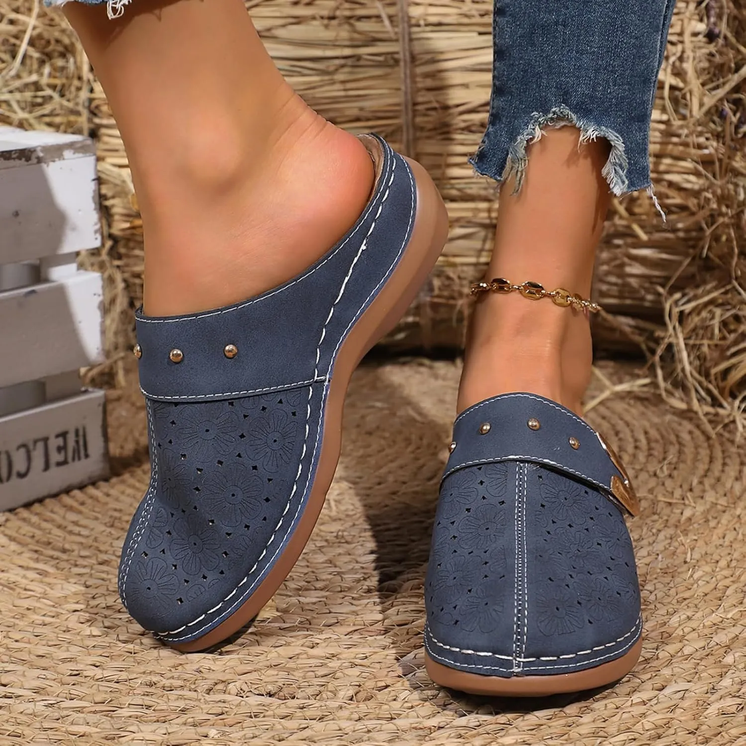 Summer Sandals for Women Casual Dressy Shoes Arch Support Closed Toe Sandals Slip On Shoes Comfortable Sandal 2025