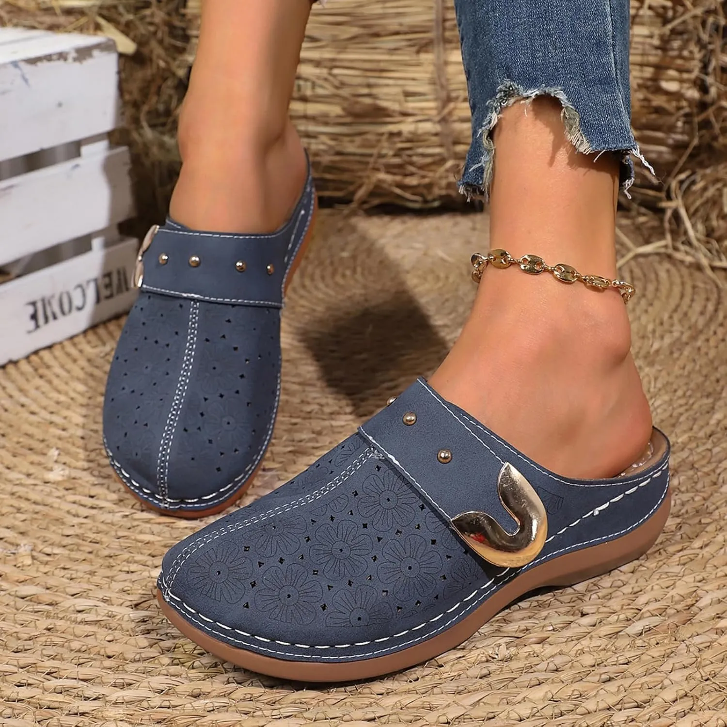Summer Sandals for Women Casual Dressy Shoes Arch Support Closed Toe Sandals Slip On Shoes Comfortable Sandal 2025