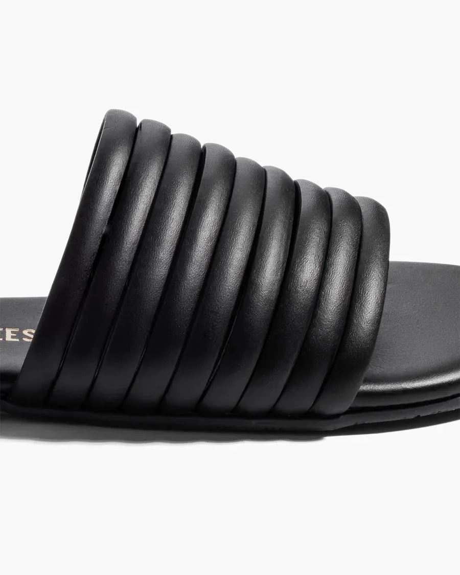 Tkees Caro flip-flops from brazilian leather in Black
