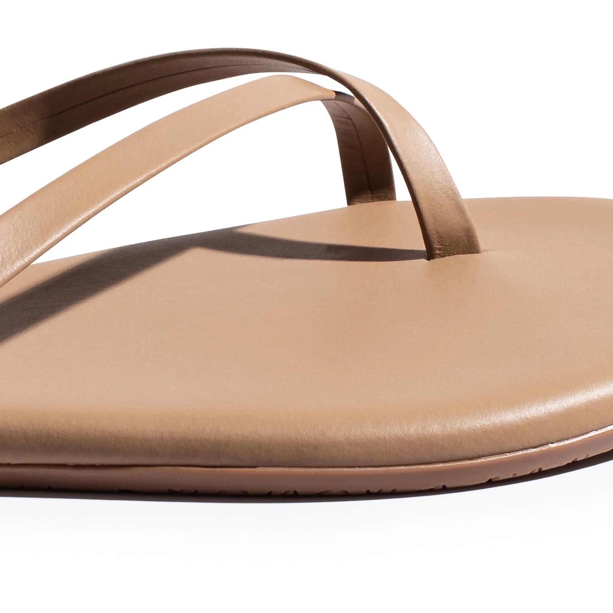 Tkees Riley flip-flops from brazilian leather in Cocobutter
