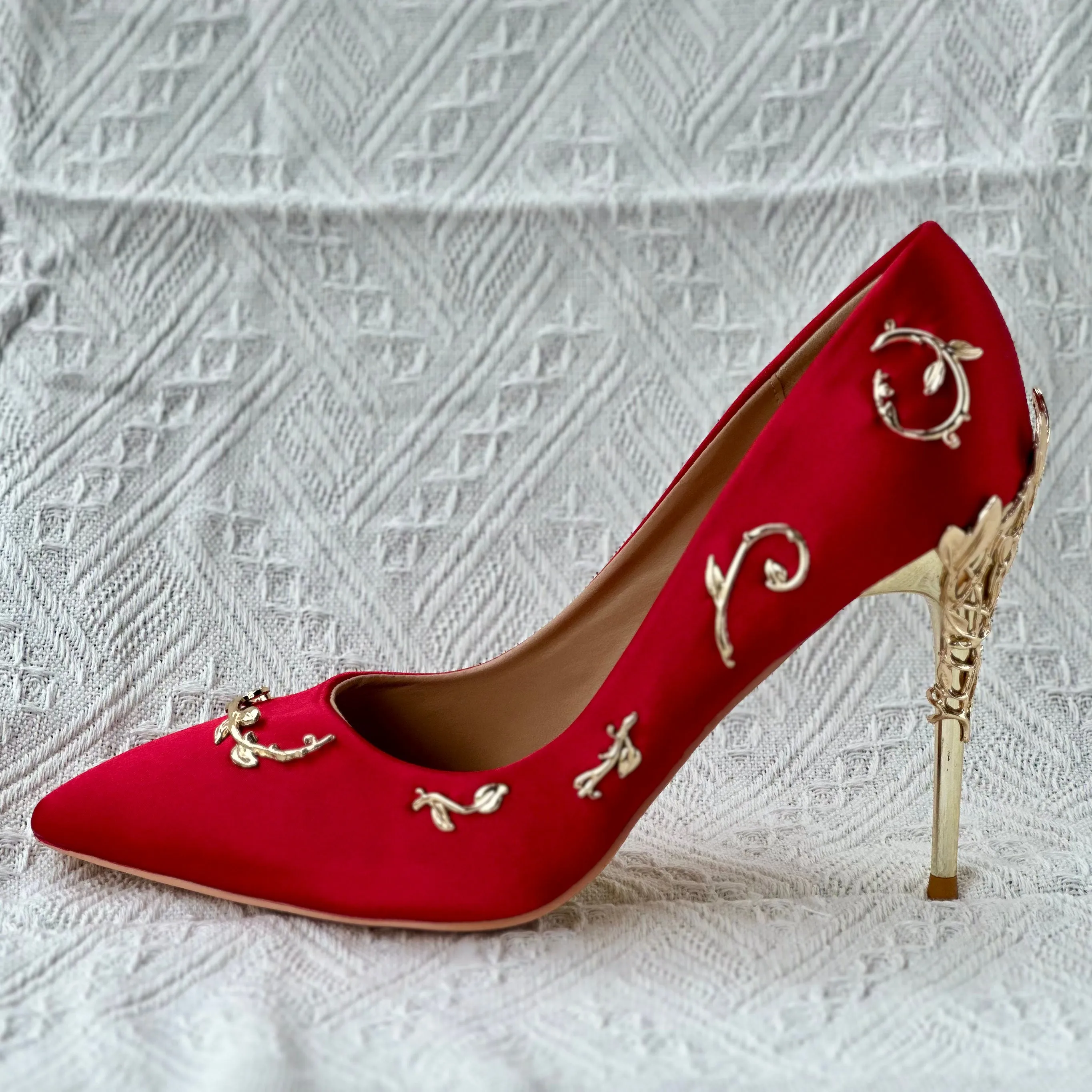 Women Flower Heel Wedding Shoes Elegant Silk High Heels Pumps